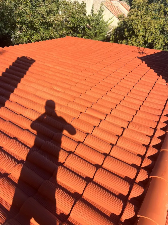 Toiture neuve en tuiles rouges